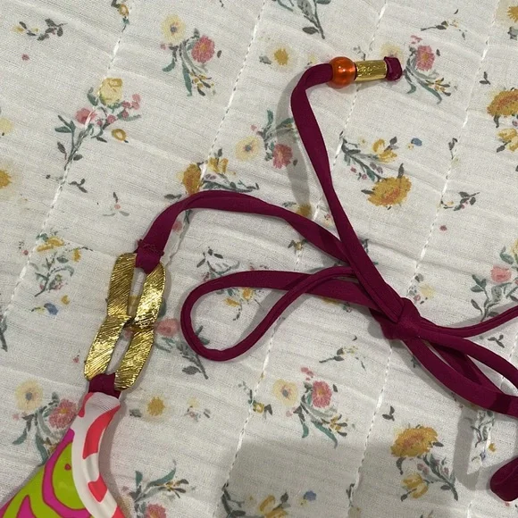 Super cute Trina Turk one piece - Picture 3 of 11